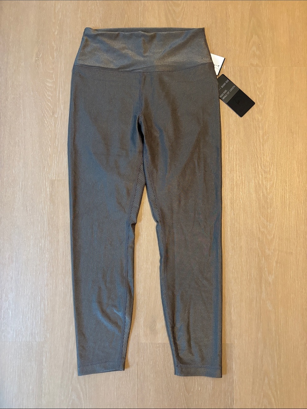 NWT 90 Degree By Reflex Shiny Rib High Rise Leggings size Large